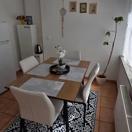 Violeta Apartman