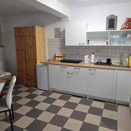 Violeta Appartement *