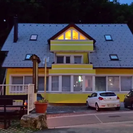 Appartement Violeta *