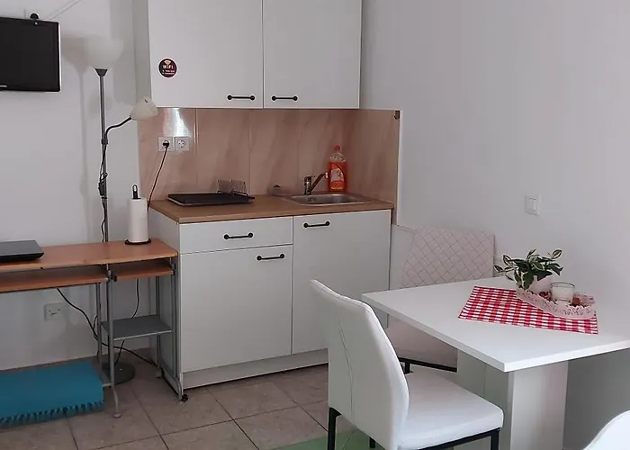 Violeta Apartament *