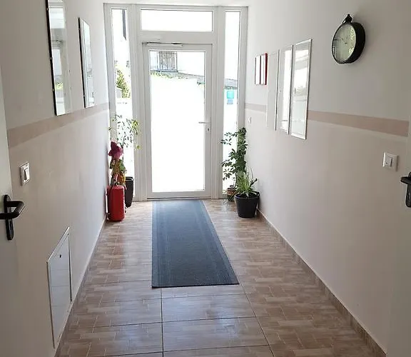 Violeta Apartament *